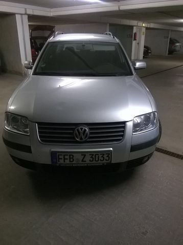 Gebraucht VW Passat 131 PS (96 kW) 2003 Silber Kombi