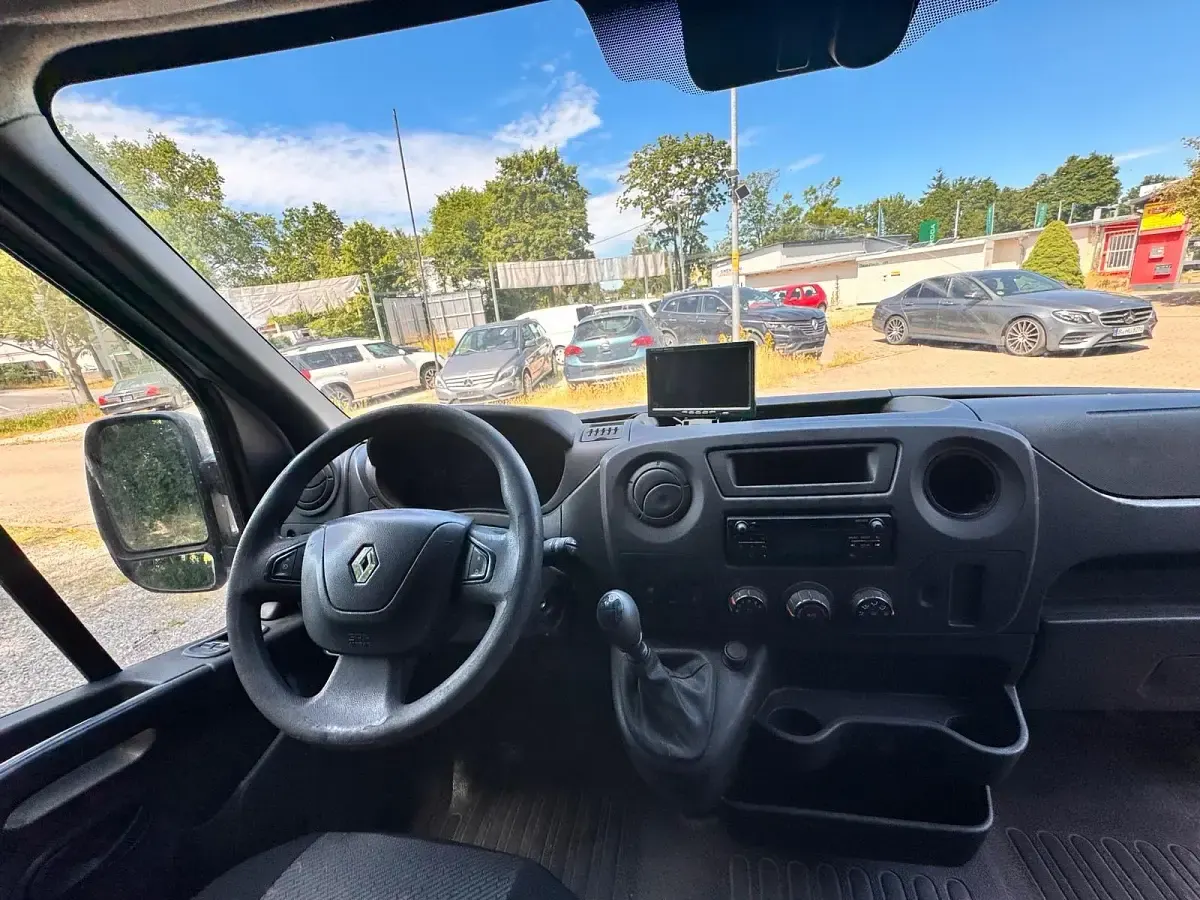Gebraucht Renault Master 170 PS (125 kW) 2019 Weiß Van / Kleinbus