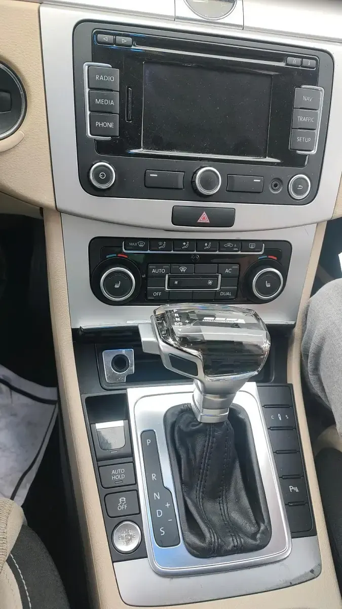 Używany VW Passat 211 KM (155 kW) 2011 Srebrny Coupe