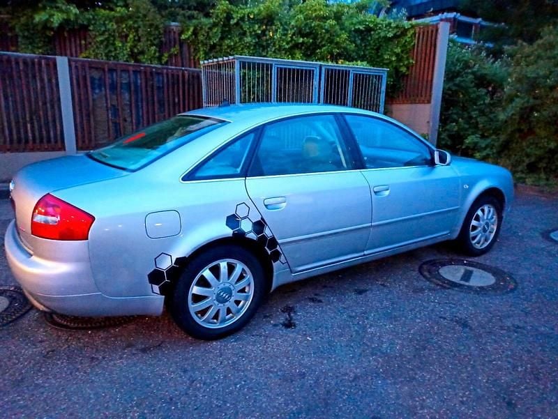 Silber Gebraucht 2003 Audi A6 Limousine | 3.000 € (Guter Preis) - Bild 1/4