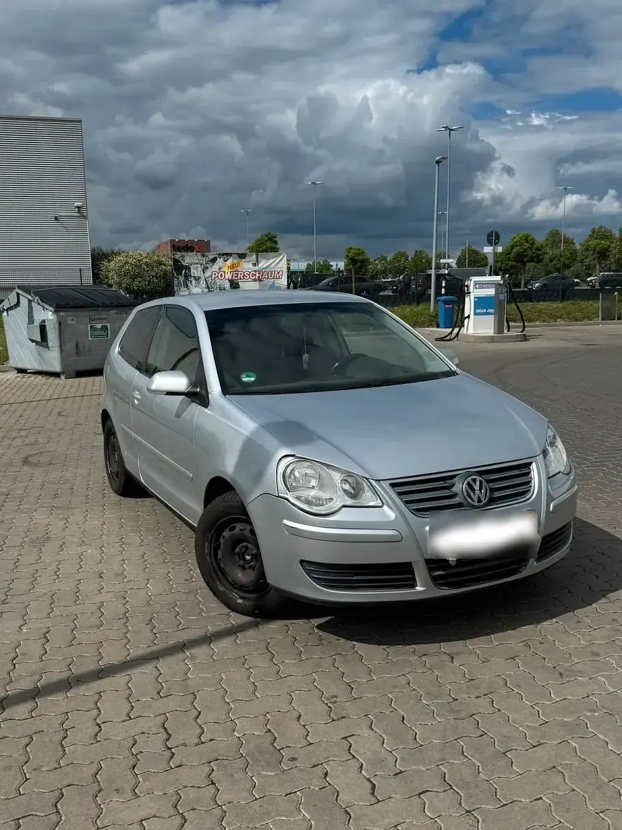 Gebraucht VW Polo 75 PS (55 kW) 2005 Grau Kleinwagen