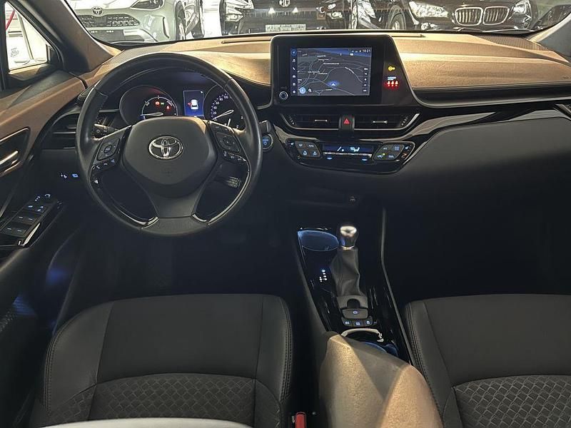 Gebraucht Toyota C-HR Team 184 PS (135 kW) 2022 Sodalithblau metallic / dach schwarz SUV