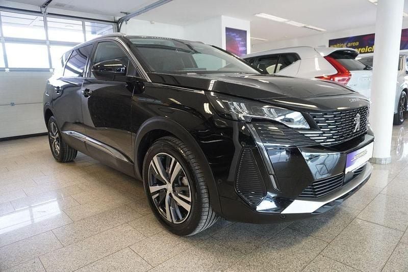 Gebraucht Peugeot 5008 131 PS (96 kW) 2021 Schwarz SUV