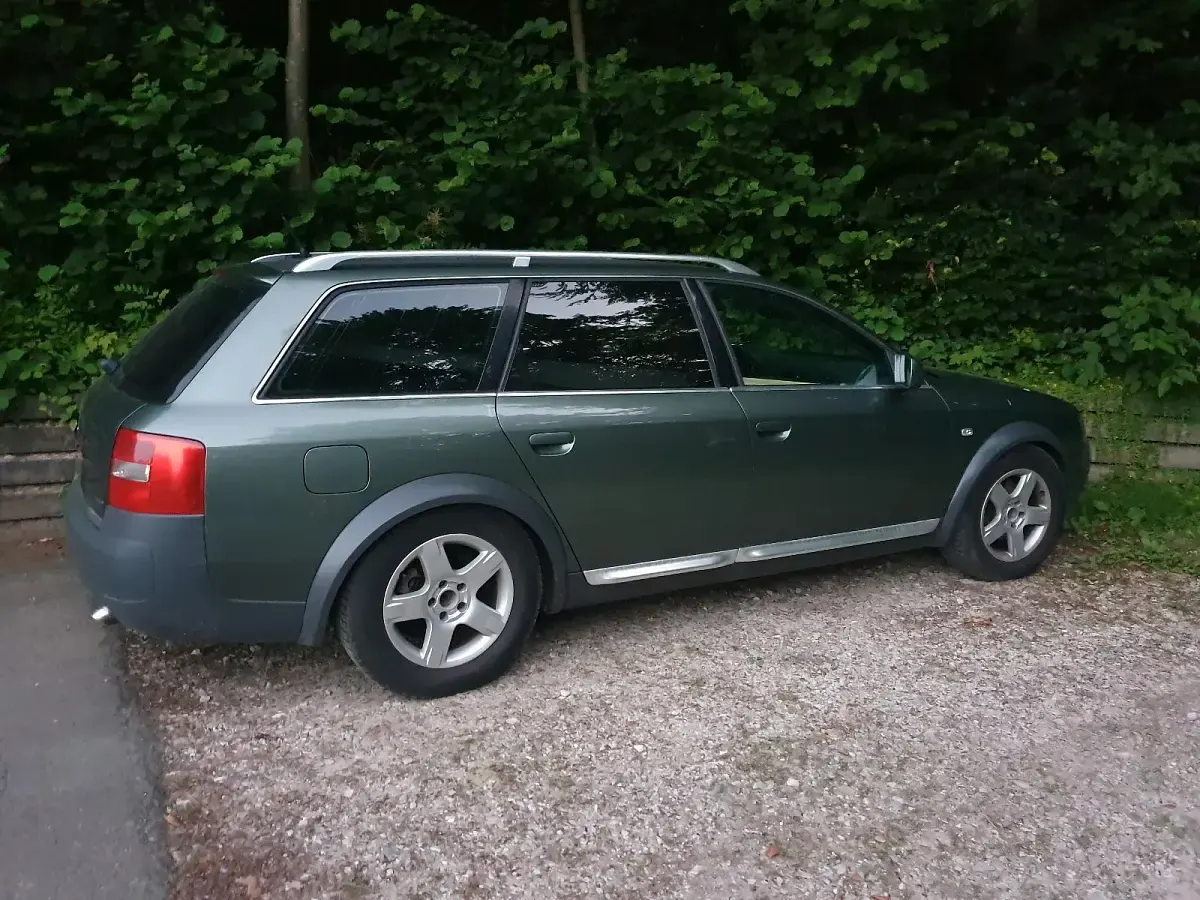 Gebraucht Audi A6 180 PS (132 kW) 2002 Grün Kombi