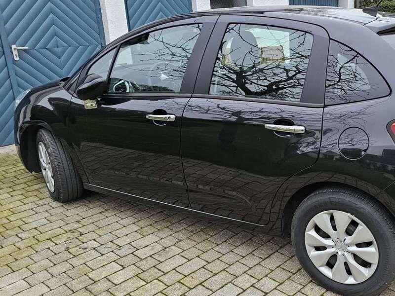 Schwarz Gebraucht 2010 Citroën C3 Exclusive Kleinwagen | 2.890 € (Fairer Preis) - Bild 1/3