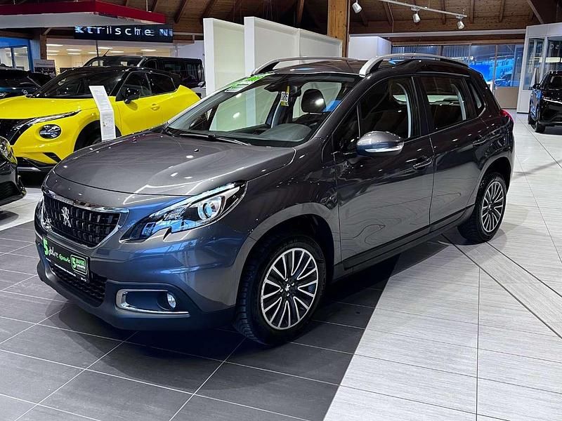 Second-hand Peugeot 2008 Active 114 CP (83 kW) 2019 Gri SUV