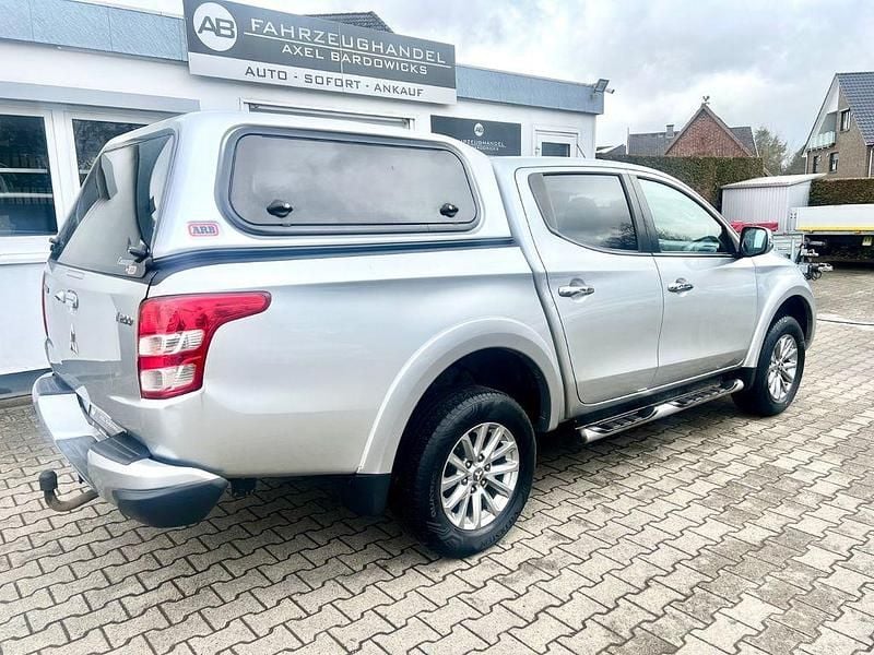 Gebraucht Mitsubishi L200 Top 181 PS (133 kW) 2017 Sterlingsilber (m) Abholung