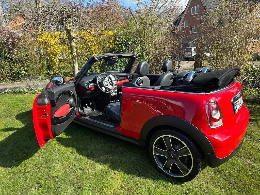 Brugt Mini One Cabriolet 98 HK (72 kW) 2010 Rød Cabriolet