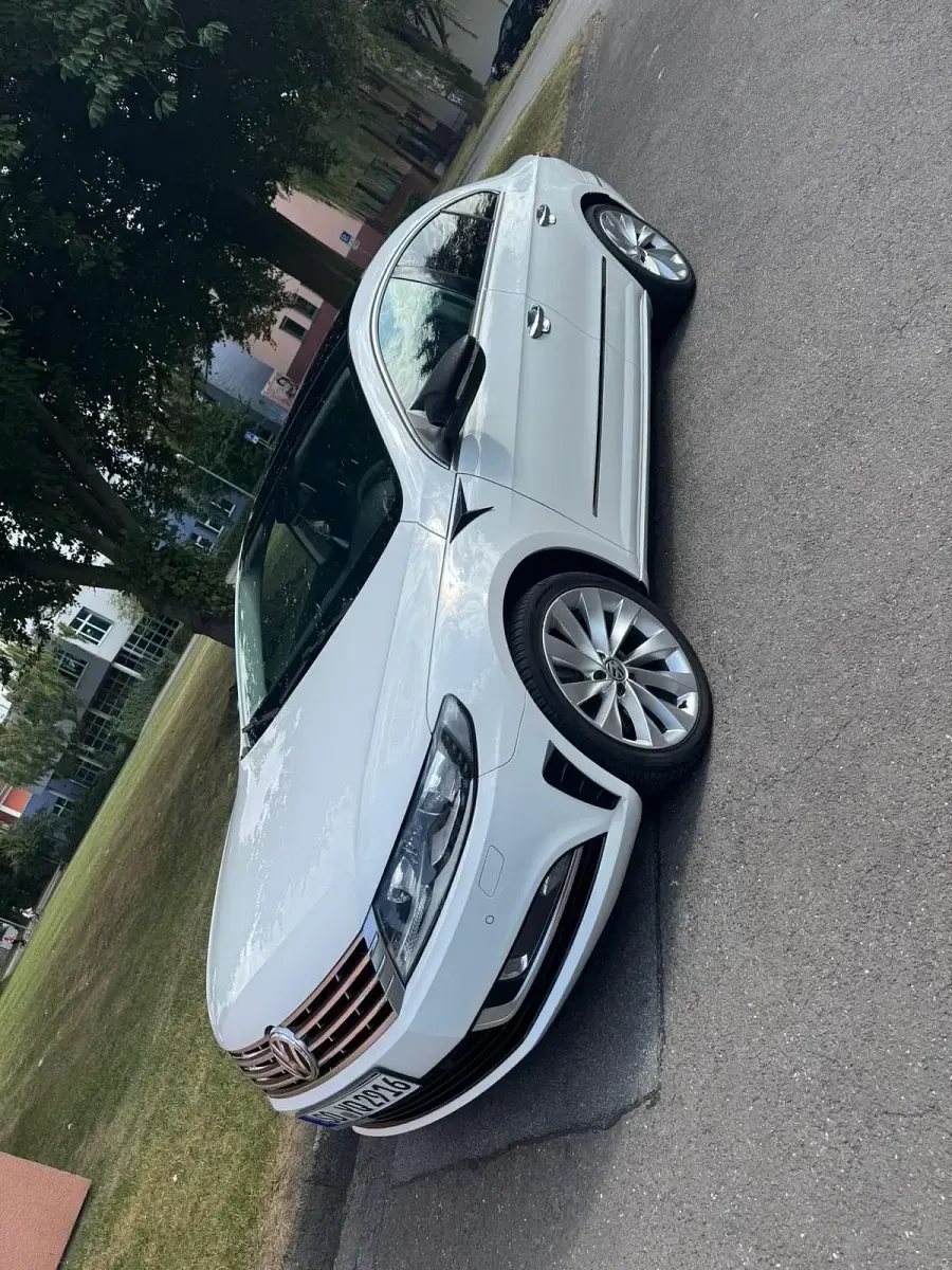 Second-hand VW Passat 184 CP (135 kW) 2018 Alb Berlinǎ