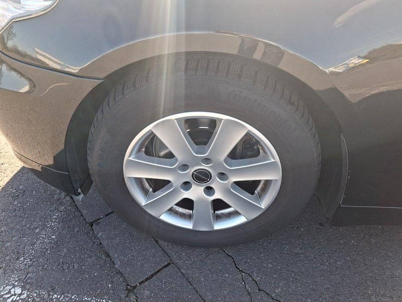 Gebraucht BMW 520 177 PS (130 kW) 2010 Schwarz Kombi