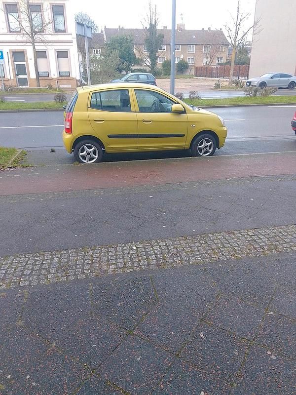 Gelb Gebraucht 2005 Kia Picanto Kleinwagen | 1.250 € (Fairer Preis) - Bild 1/4