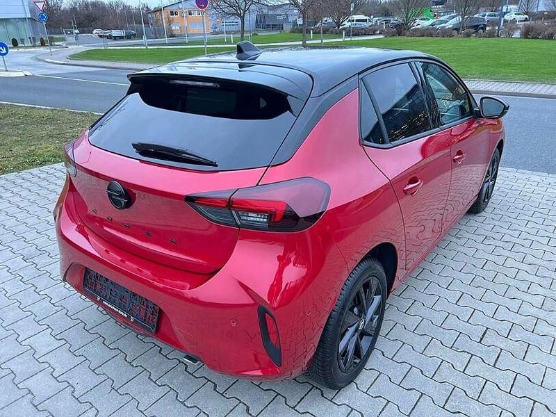 Gebraucht Opel Corsa 101 PS (74 kW) 2024 Rot (metallic) Limousine