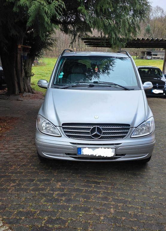 Gebraucht Mercedes Viano 150 PS (110 kW) 2003 Silber Van / Kleinbus