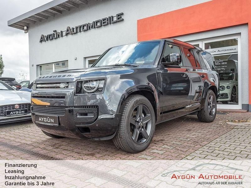 Grau Gebraucht 2025 Land Rover Defender SE Dynamic SUV | 84.995 € (Fairer Preis) - Bild 1/4