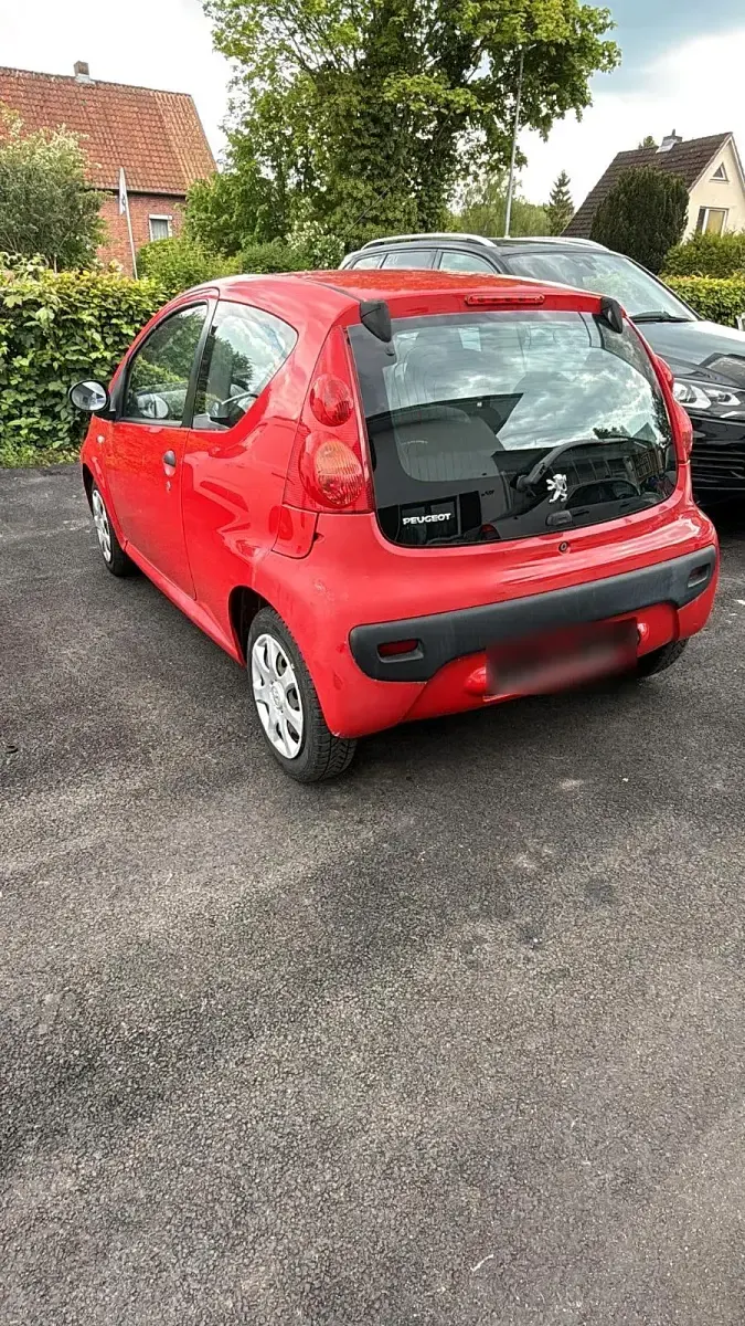 Gebraucht Peugeot 107 68 PS (50 kW) 2009 Rot Kleinwagen