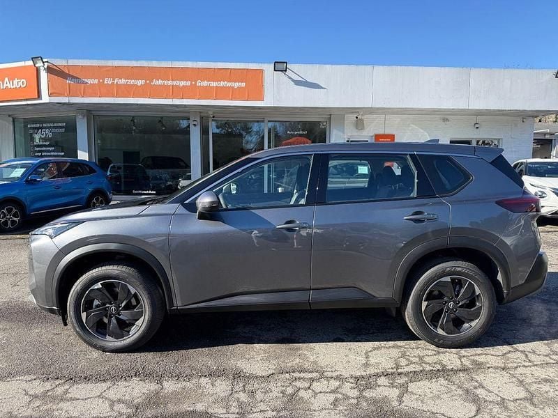 Neu Nissan X-Trail 163 PS (119 kW) 2026 Grau SUV