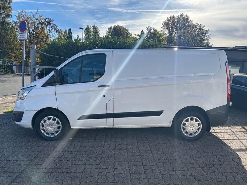 Second-hand Ford Transit Custom Trend 131 CP (96 kW) 2017 Alb Monovolum