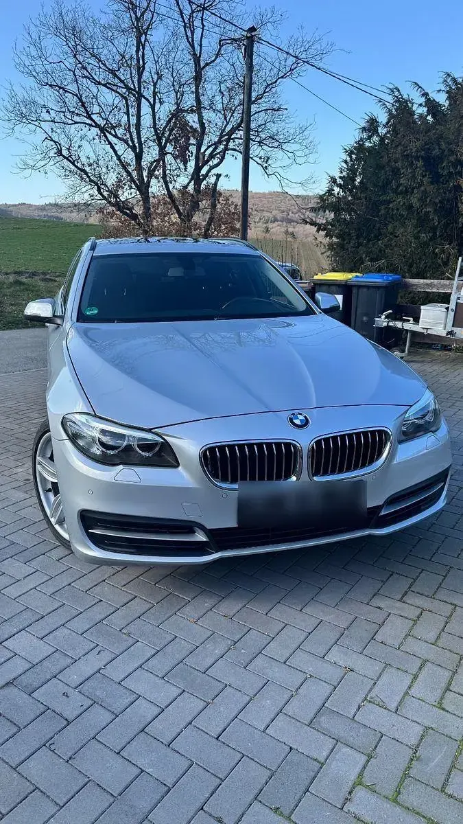 Second-hand BMW 520 Performance 184 CP (135 kW) 2013 Argintiu Break