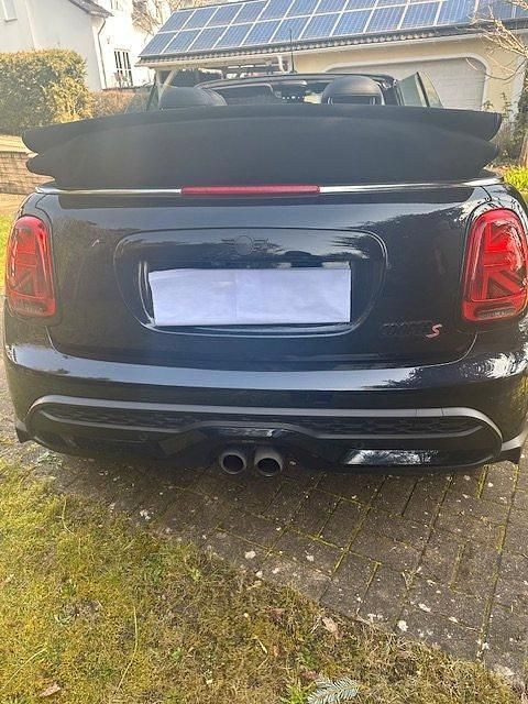 Gebraucht Mini Cooper S Cabriolet 178 PS (130 kW) 2024 Schwarz Cabrio