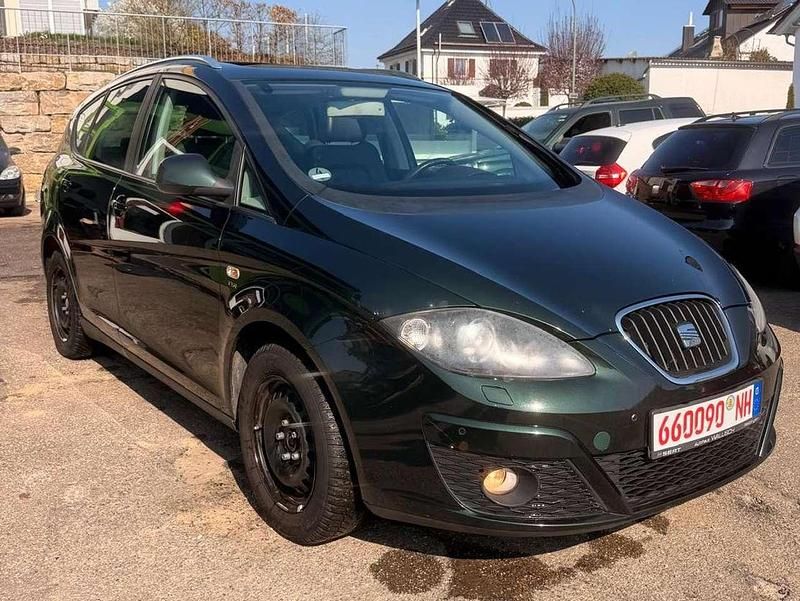 Gebraucht Seat Altea Reference 125 PS (91 kW) 2009 Grün Kombi