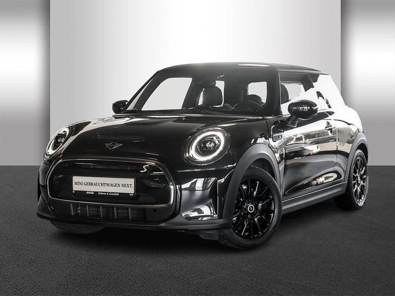 Gebraucht Mini Cooper SE Classic 135 kW (184 PS) 2023 Schwarz Kleinwagen