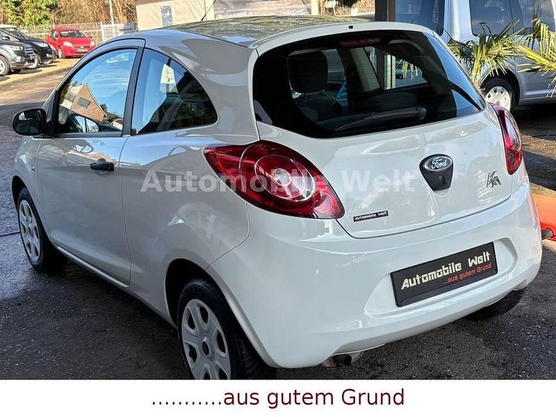 Gebraucht Ford Ka 69 PS (50 kW) 2011 Weiß Kleinwagen