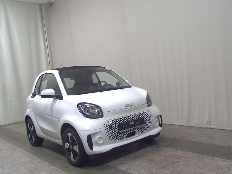 Gebraucht Smart ForTwo Electric Drive Passion 60 kW (82 PS) 2022 Weiß Kleinwagen