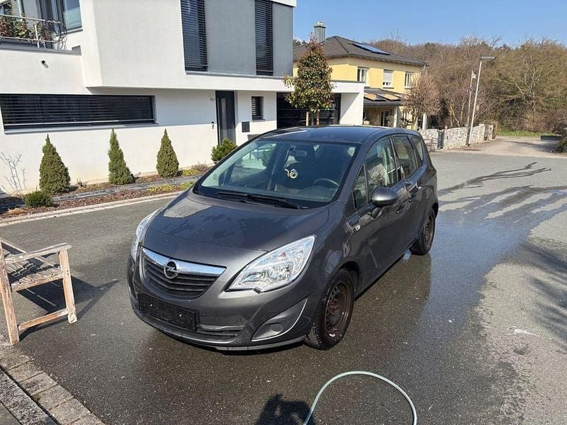 Gebraucht Opel Meriva Edition 101 PS (74 kW) 2010 Grau Van / Kleinbus