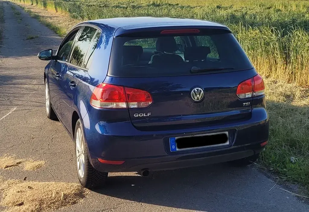 Gebraucht VW Golf VII Style 105 PS (77 kW) 2012 Blau Limousine