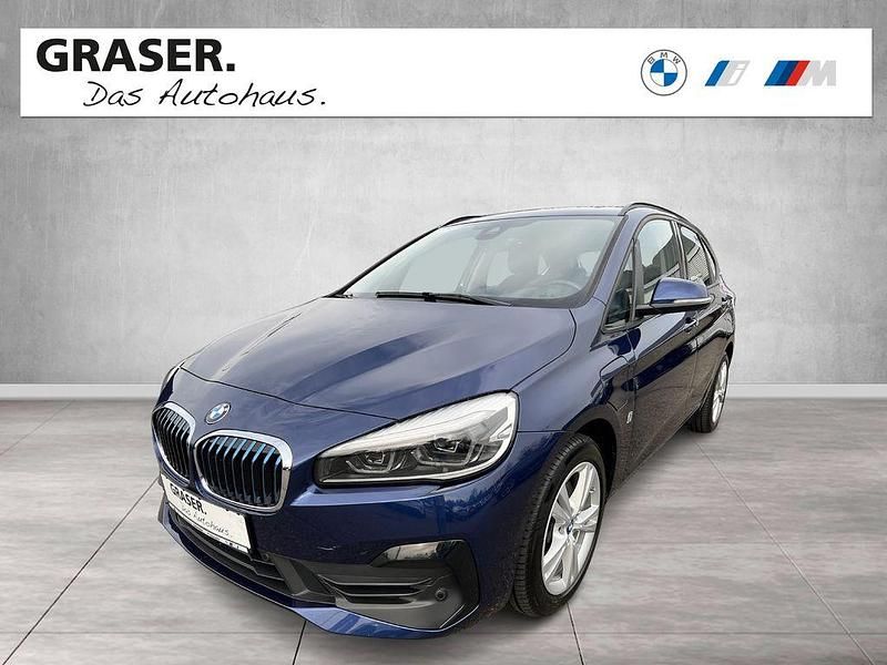 Blau Gebraucht 2018 BMW 225 Active Tourer Advantage Van / Kleinbus | 16.900 € (Fairer Preis) - Bild 1/4