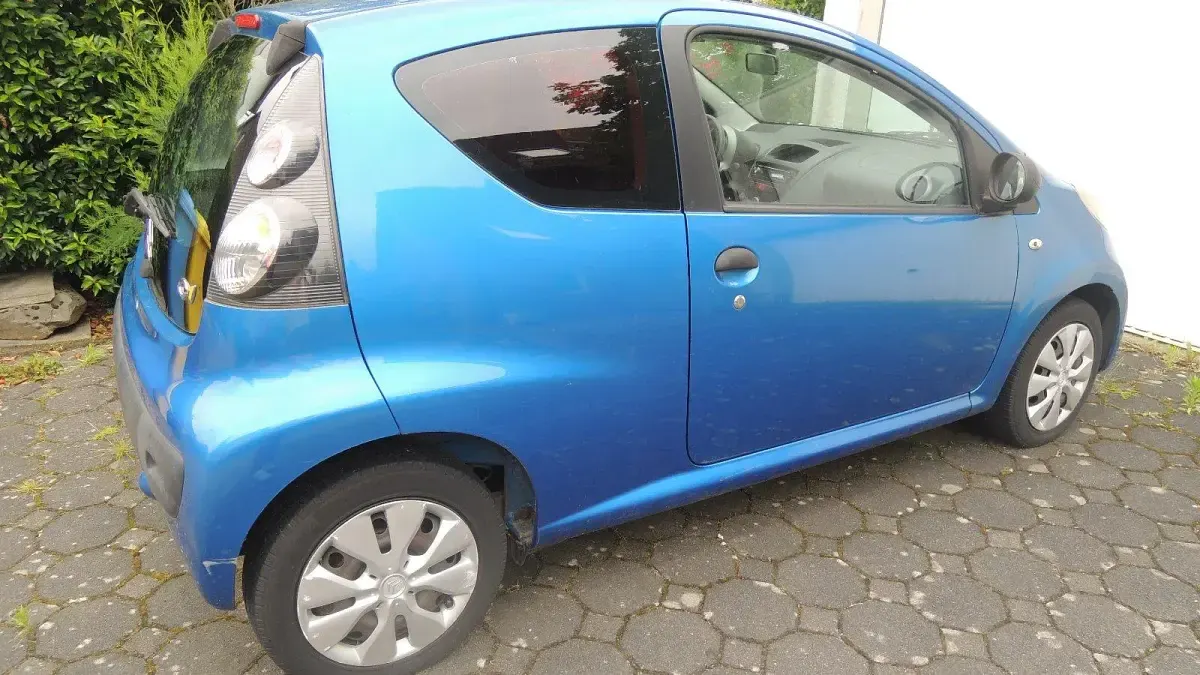 Gebraucht Citroën C1 68 PS (50 kW) 2010 Blau Kleinwagen