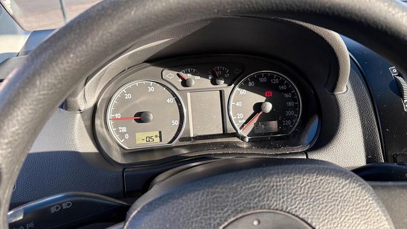 Gebraucht VW Polo 100 PS (73 kW) 2003 Silber Kleinwagen