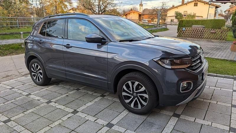 Grau Gebraucht 2022 VW T-Cross Active SUV | 22.998 € (Fairer Preis) - Bild 1/4