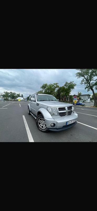 Silber Gebraucht 2007 Dodge Nitro SUV | 4.500 € (Fairer Preis) - Bild 1/4