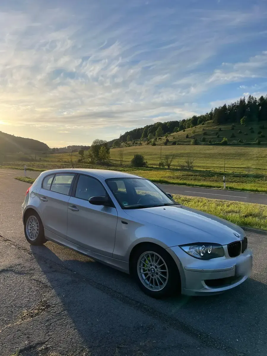 Używany BMW 120 177 KM (130 kW) 2008 Srebrny Hatchback