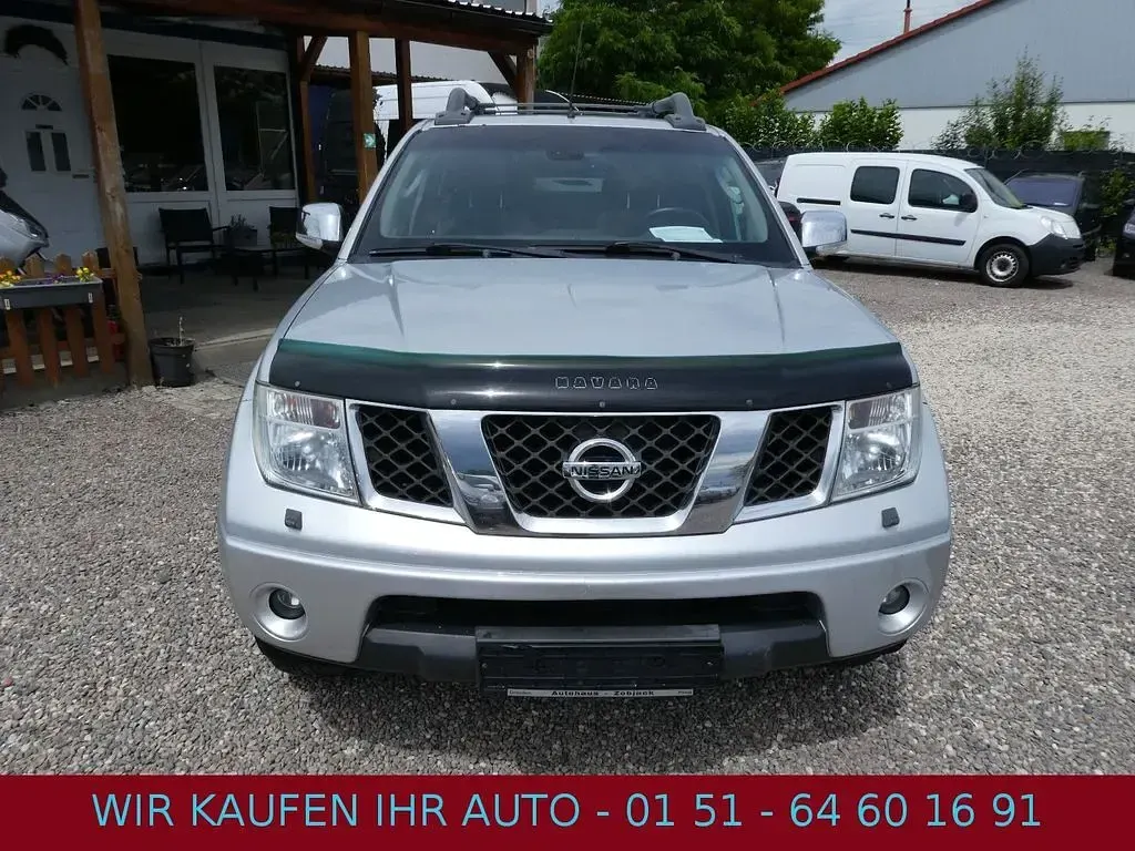 Gebraucht Nissan Navara 171 PS (125 kW) 2009 Silber Pickup