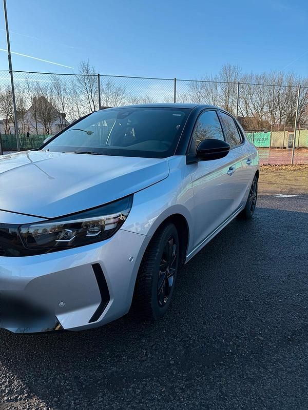 Gebraucht Opel Corsa 131 PS (96 kW) 2024 Silber Kleinwagen