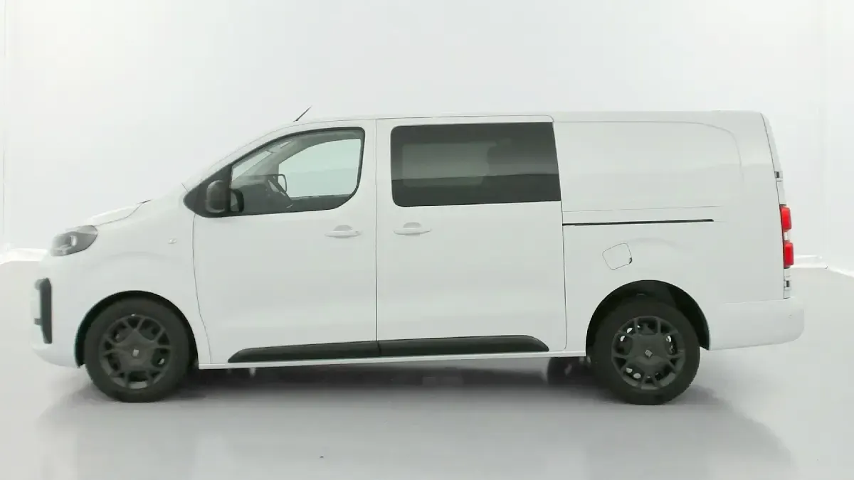 Neu Fiat Scudo Connect 177 PS (130 kW) 2025 (blancicy) Van