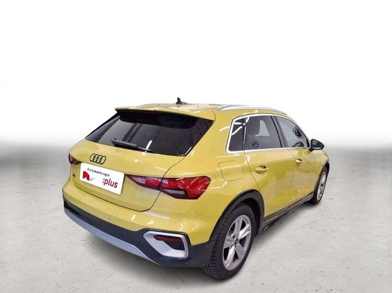 Gebraucht Audi A3 Ambiente 150 PS (110 kW) 2025 Pythongelb metallic Limousine