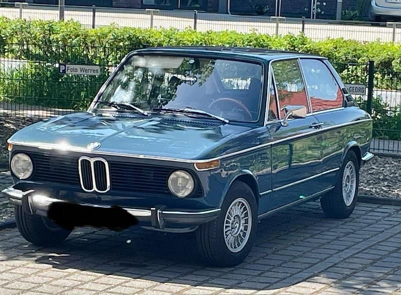 Blau Gebraucht 1971 BMW 2000 Limousine | 14.900 € - Bild 1/4
