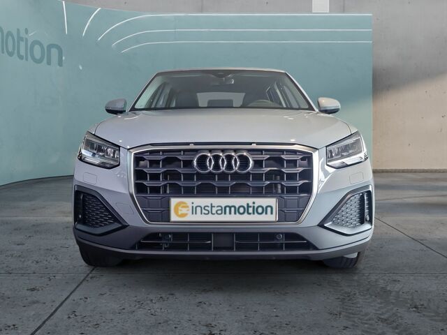 Gebraucht Audi Q2 116 PS (85 kW) 2024 Grau SUV