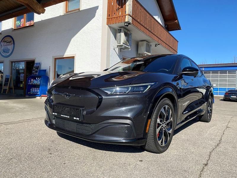 Gebraucht Ford Mustang Mach-E 258 kW (351 PS) 2022 Schwarz SUV