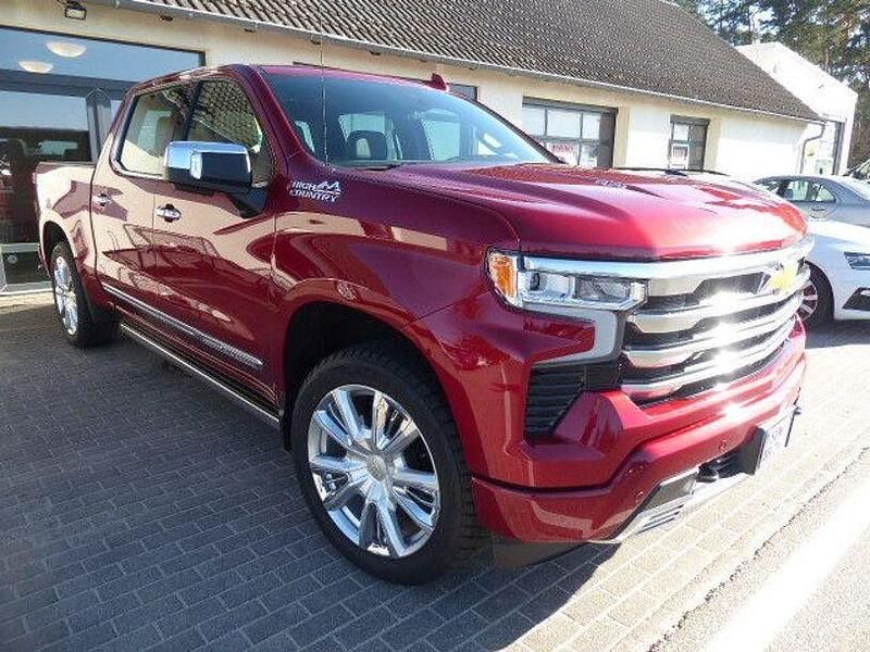 Gebraucht Chevrolet Silverado 426 PS (313 kW) 2024 Rot SUV