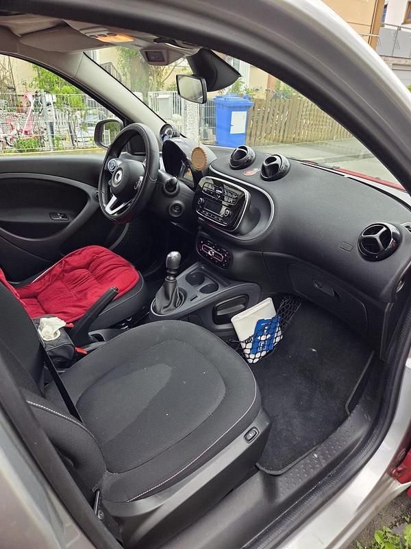 Usado Smart ForFour 71 HP (52 kW) 2017 Vermelho Citadino