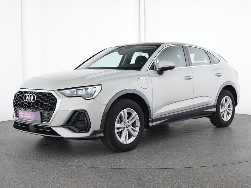 Silber Gebraucht 2021 Audi Q3 Sportback Sport SUV | 34.258 € (Fairer Preis) - Bild 1/4