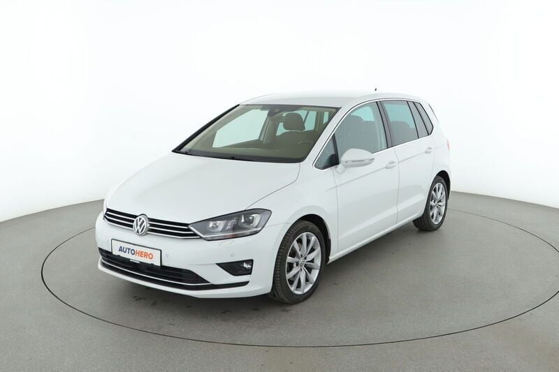 Weiß Gebraucht 2017 VW Golf Sportsvan Highline Van / Kleinbus | 16.260 € (Guter Preis) - Bild 1/4