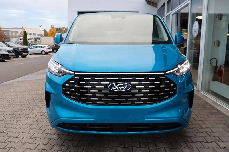 Neu Ford Tourneo Titanium 170 PS (125 kW) 2026 Digital aqua blue metallic Van / Kleinbus