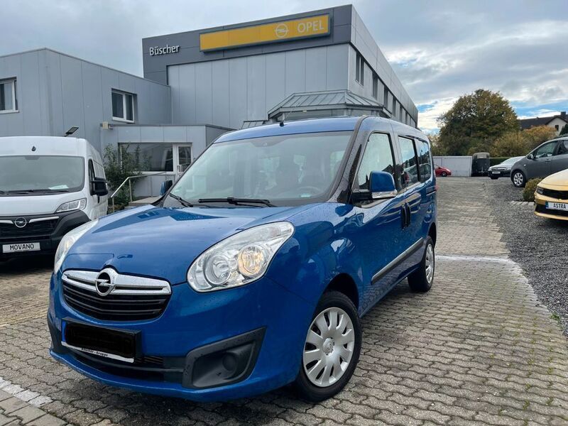 Gebraucht Opel Combo 120 PS (88 kW) 2017 Blau Van / Kleinbus