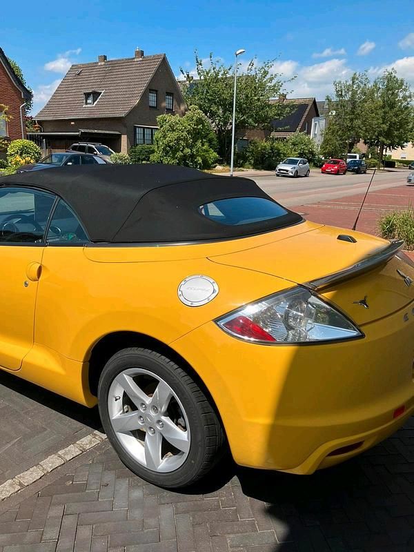 Usata Mitsubishi Eclipse 165 CV (121 kW) 2008 Giallo Cabrio