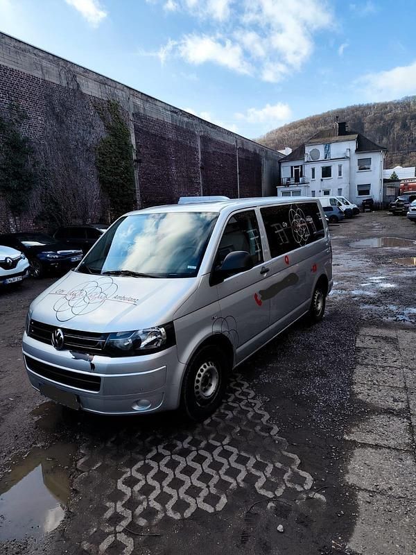 Silber Gebraucht 2010 VW Multivan Startline Van | 9.800 € - Bild 1/4